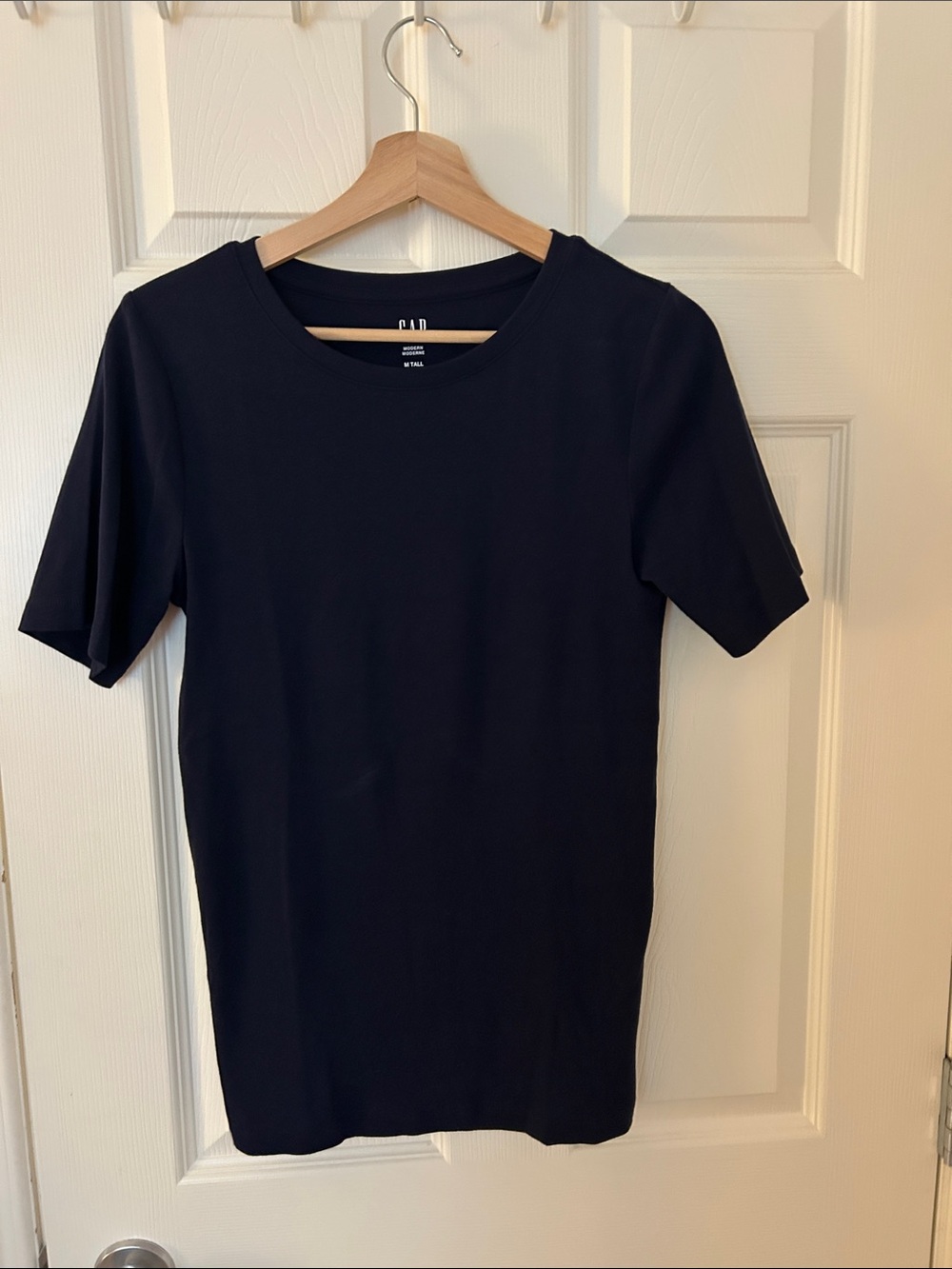 GAP Women's Black Short Sleeve Crew Tee